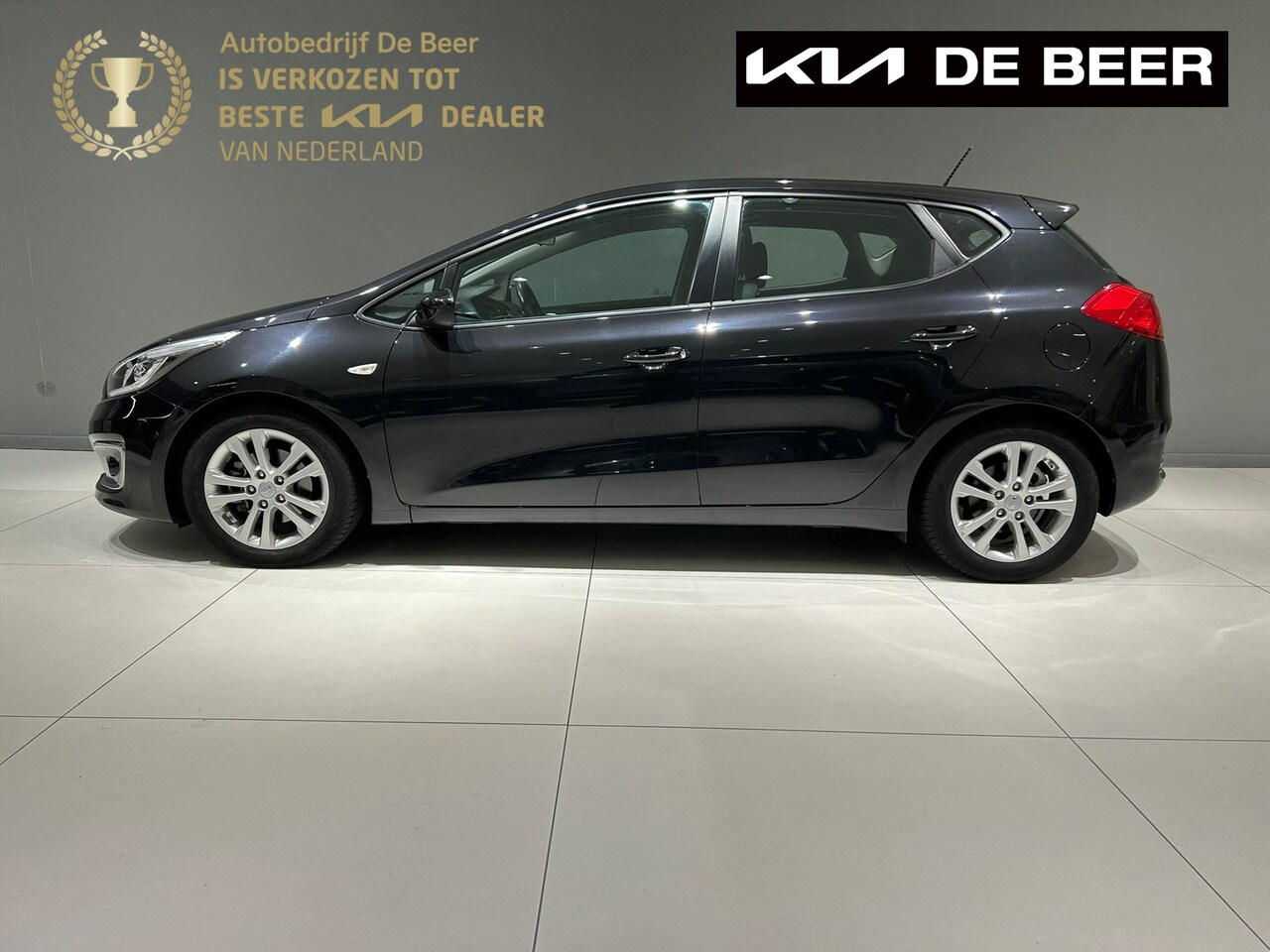 Kia Cee'd - Cee D 1.0 T-GDi Eco Dynamics 100PK Airco Navigatie 1e Eigenaar Weinig KM's - AutoWereld.nl