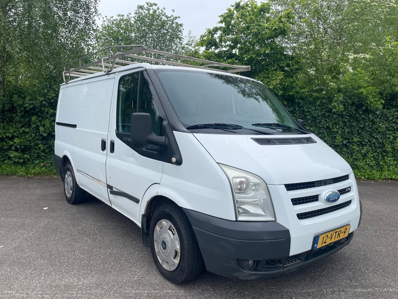 Ford Transit - 260S 2.2 TDCI Airco Bus VAN - AutoWereld.nl