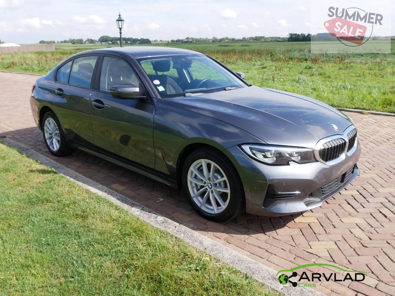 BMW 3-serie - **17499**NETTO**2020**SEDAN 330e 2,0 HYB 2020 ACC NAVI - AutoWereld.nl