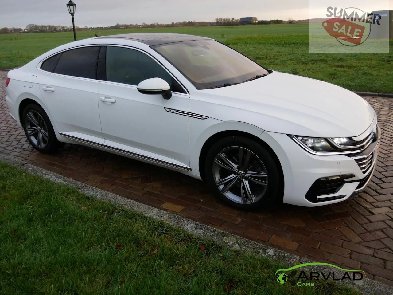 Volkswagen Arteon - ***18499**NETTO**R-LINE**PANO 2.0 TDI ** R-LINE** 2018 *PANO** - AutoWereld.nl