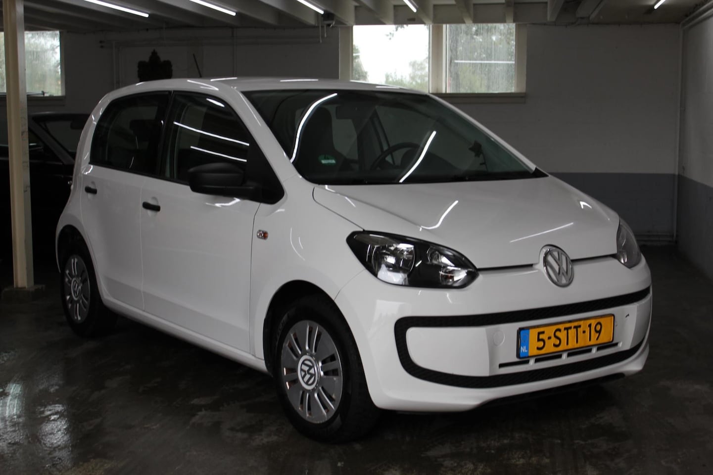 Volkswagen Up! - 1.0 take up! BlueMotion 1.0 take up! BlueMotion - AutoWereld.nl