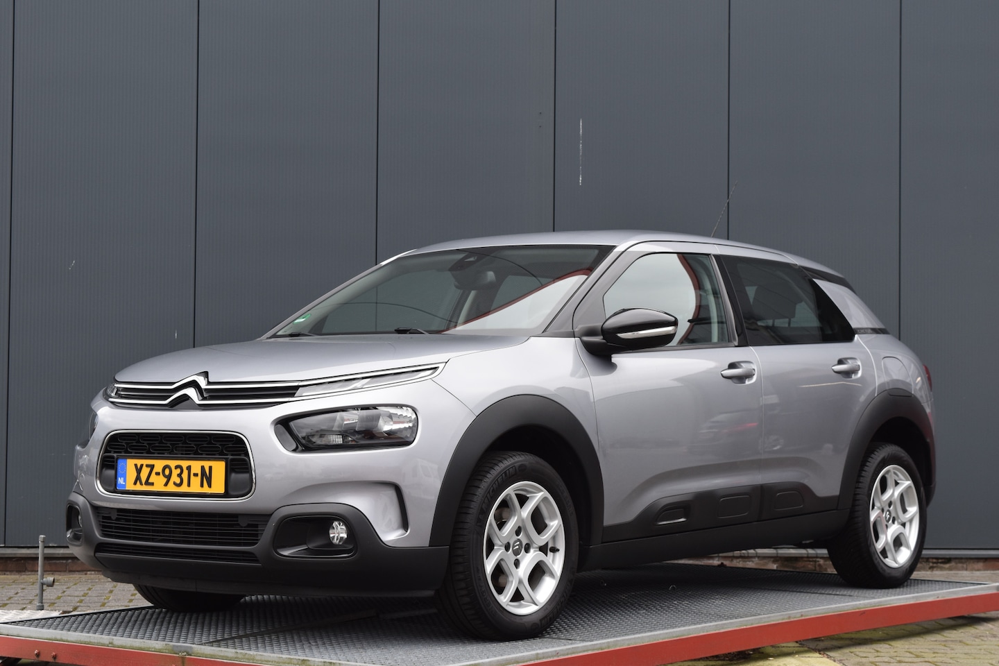 Citroën C4 Cactus - 1.2 PureTech Business trekhaak - AutoWereld.nl