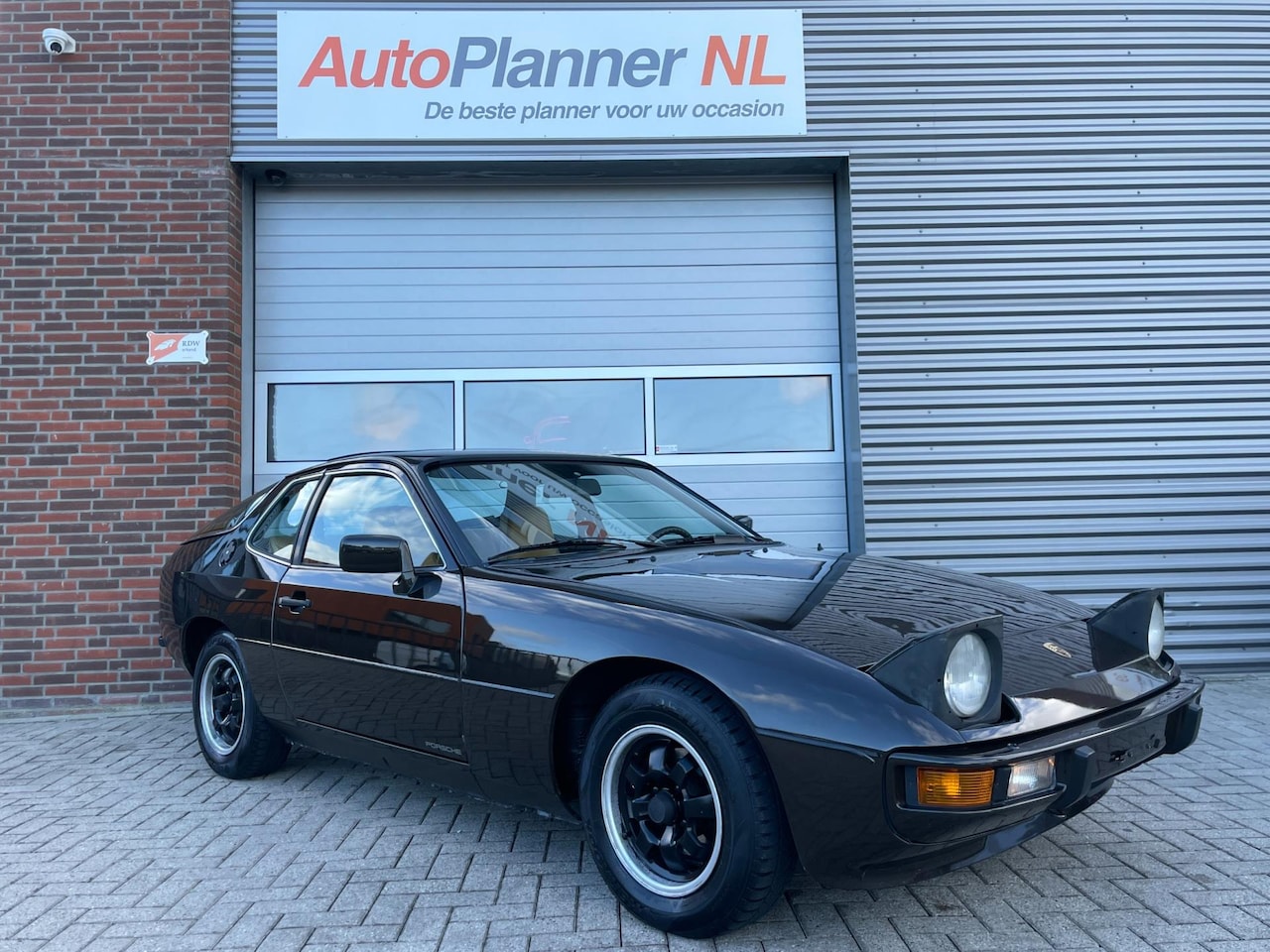 Porsche 924 - 2.0 Coupé! Automaat! Leder! Targa-dak! - AutoWereld.nl