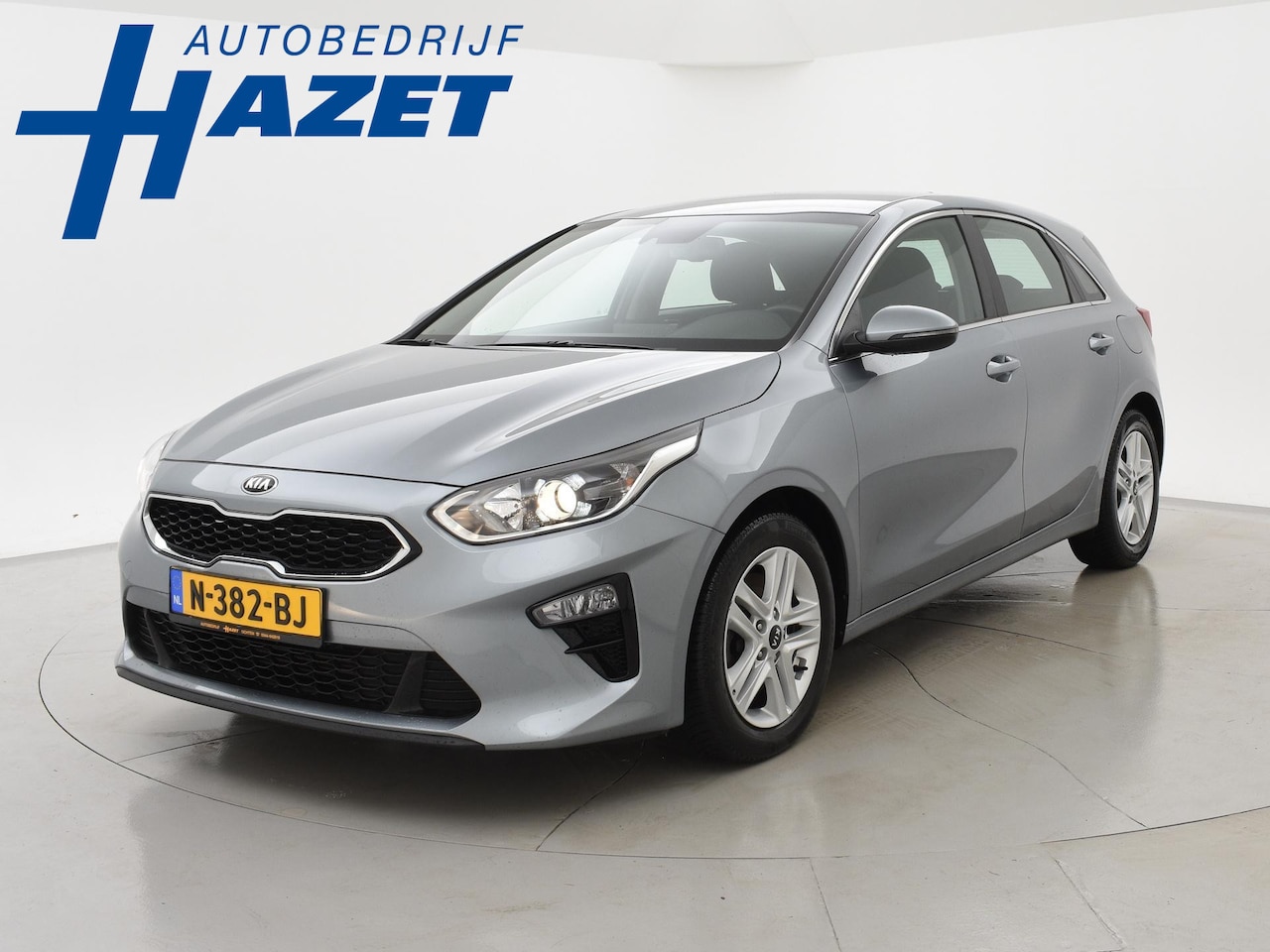 Kia Cee'd - Ceed 1.0 T-GDi DYNAMICLINE + BREEDBEELD NAVIGATIE 10,25 INCH / APPLE CARPLAY - AutoWereld.nl