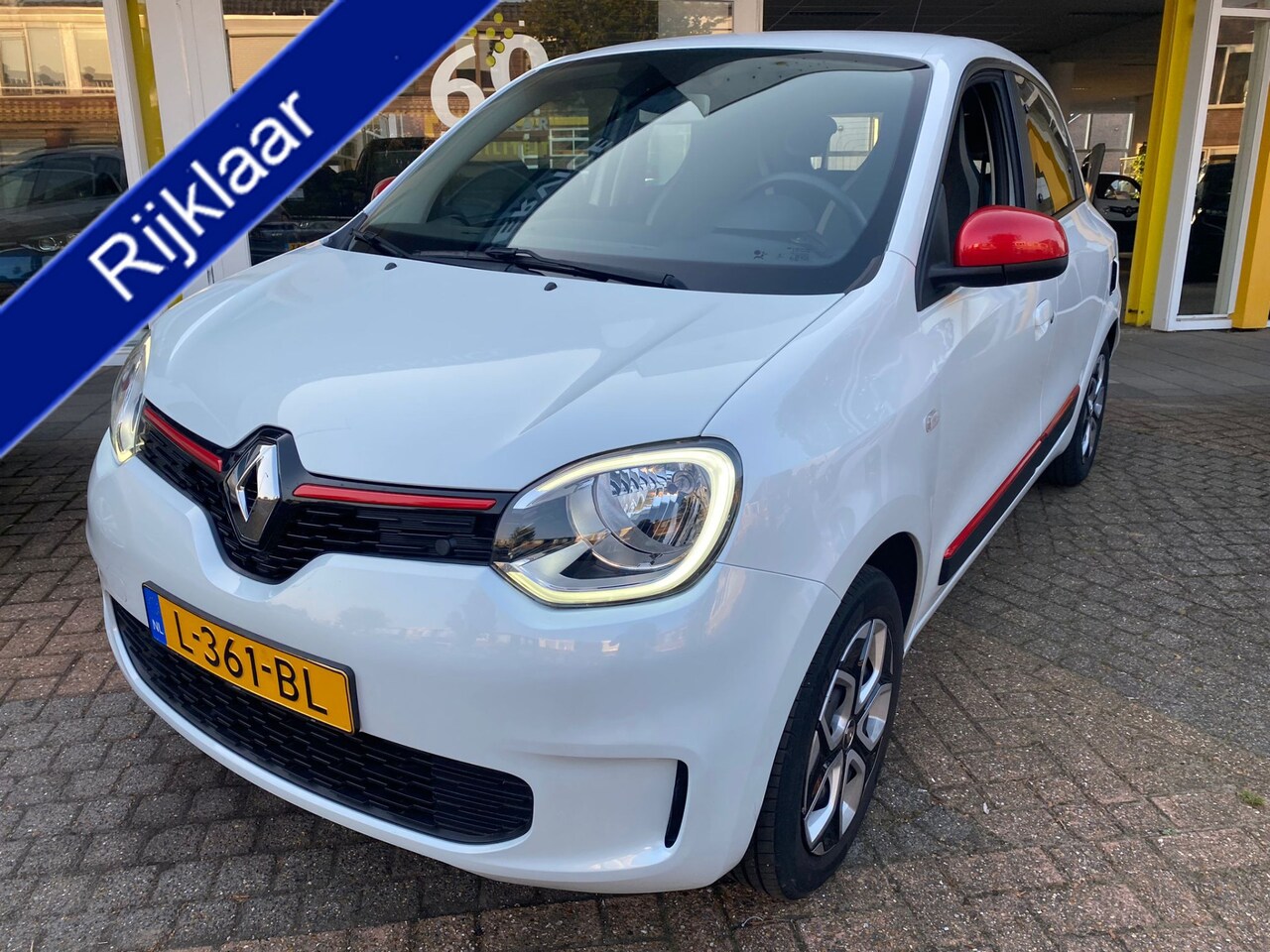 Renault Twingo - 1.0 SCe Collection CAMERA PARK.SENSOREN RODE ACCENTEN LICHT.VELGEN - AutoWereld.nl