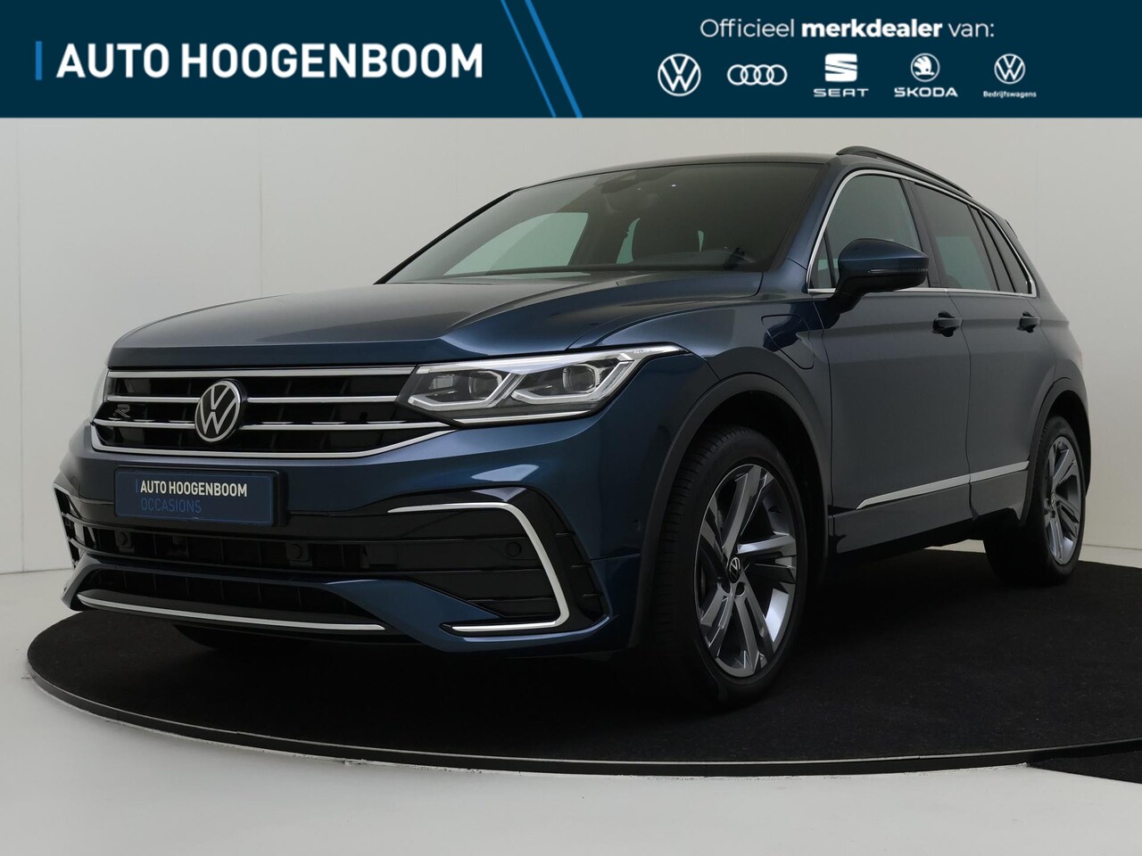 Volkswagen Tiguan - 1.4 TSI eHybrid R-Line Business | Trekhaak | Parkeerassistent | Stoelverwarming voor en ac - AutoWereld.nl