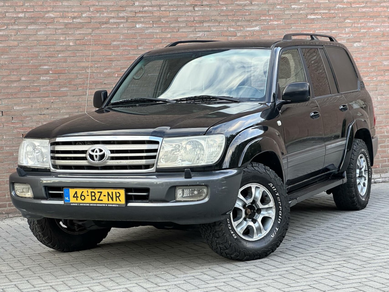 Toyota Land Cruiser 100 - LandCruiser 4.2 Ex.Standard Roof Window Van - AutoWereld.nl