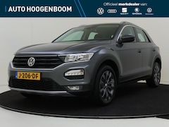 Volkswagen T-Roc - 1.0 TSI Style | Navigatie | Climate control | Adaptieve cruise contro| CarPlay | Parkeerse