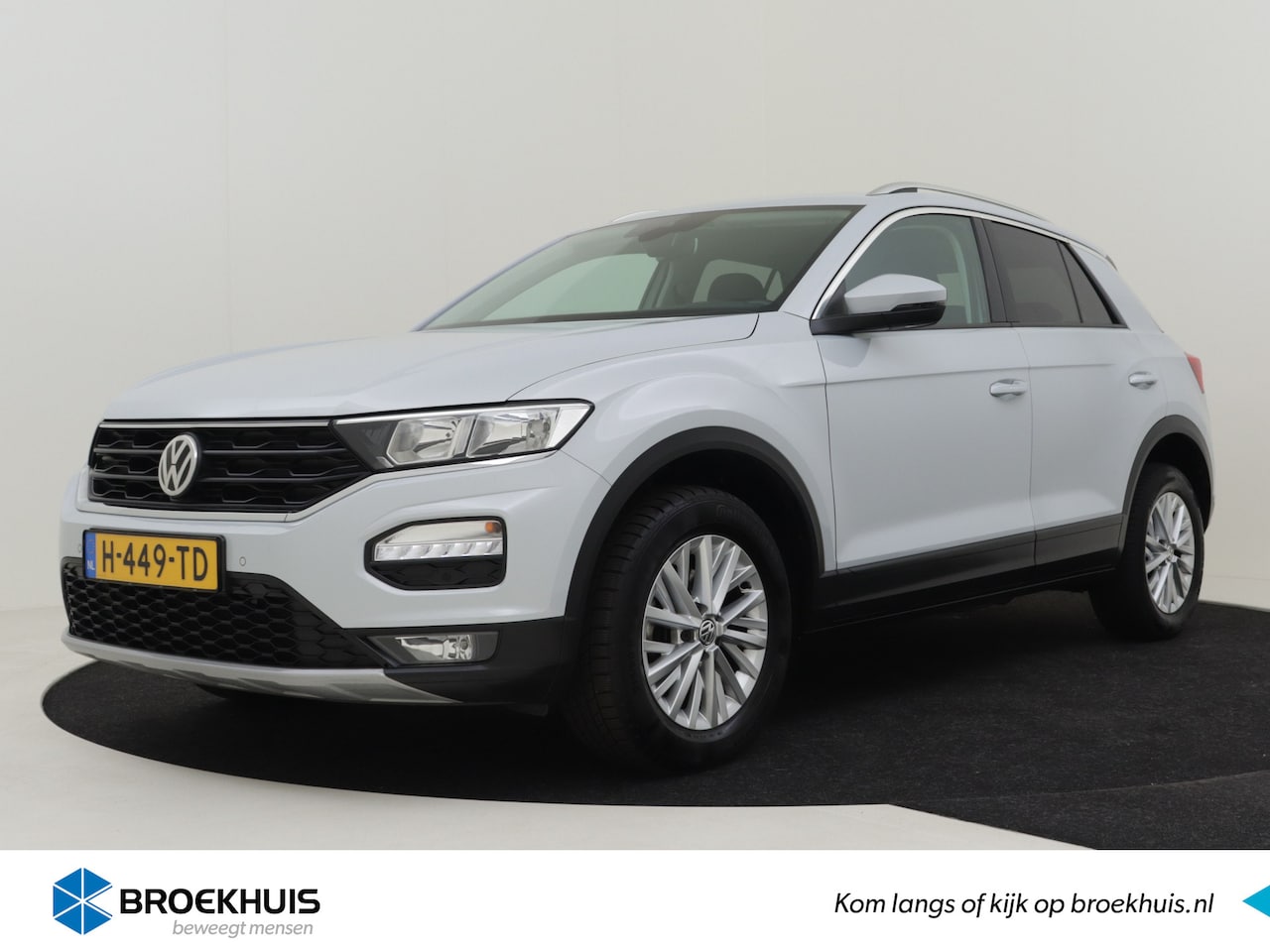 Volkswagen T-Roc - 1.5 TSI Style 150PK | 1e eigenaar | 100% dealeronderhouden | Adaptief cruise control | Nav - AutoWereld.nl