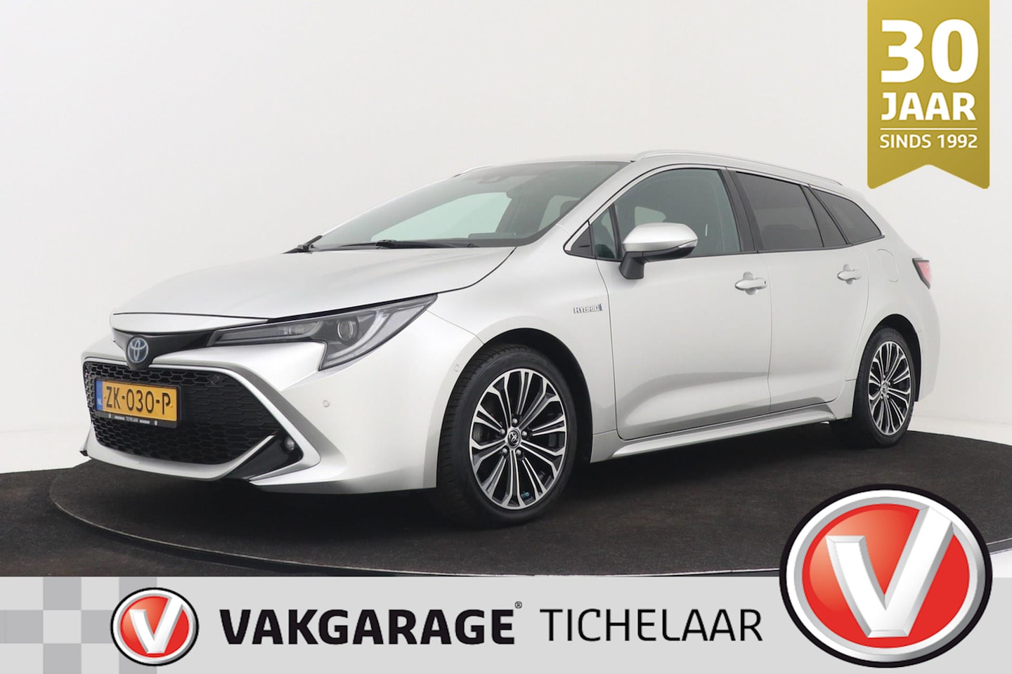 Toyota Corolla Touring Sports - 1.8 Hybrid Executive | Trekhaak | Org NL | Camera | Navi | Head-up - AutoWereld.nl