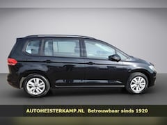 Volkswagen Touran - 2.0 TDI 150 PK DSG 5p ACC LED Navi Stoelverwarming 5 zitter