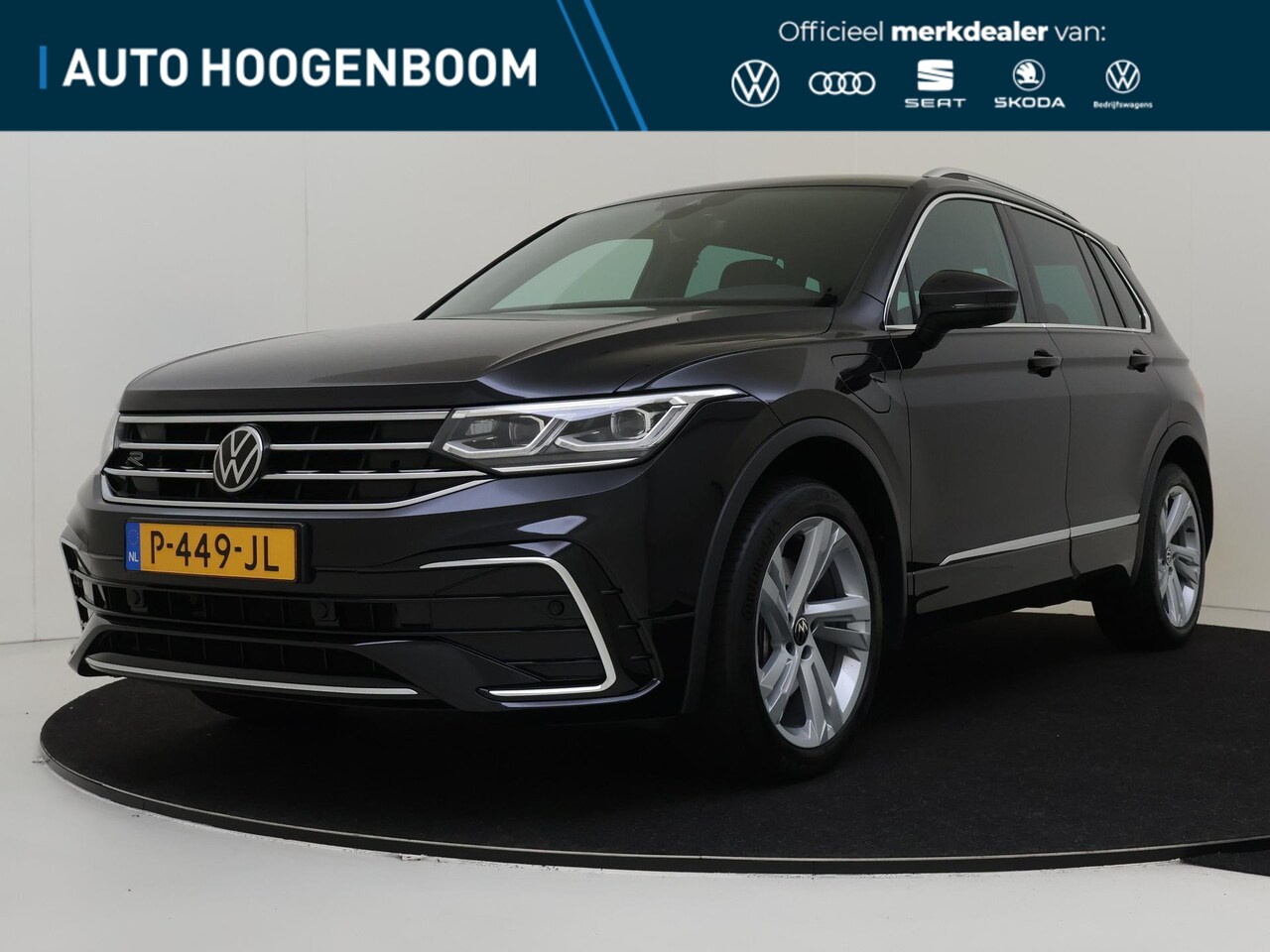 Volkswagen Tiguan - 1.4 TSI eHybrid R-Line Business+ | Trekhaak | Achteruitrijcamera | LED Matrix | Keyless | - AutoWereld.nl