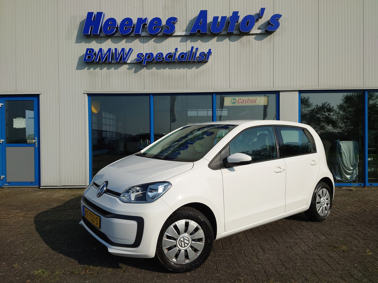 Volkswagen Up! - 1.0 BMT move up! 5-deurs / Dealer onderhouden / Bluetooth / Airco / Elec ramen / Etc Etc - AutoWereld.nl