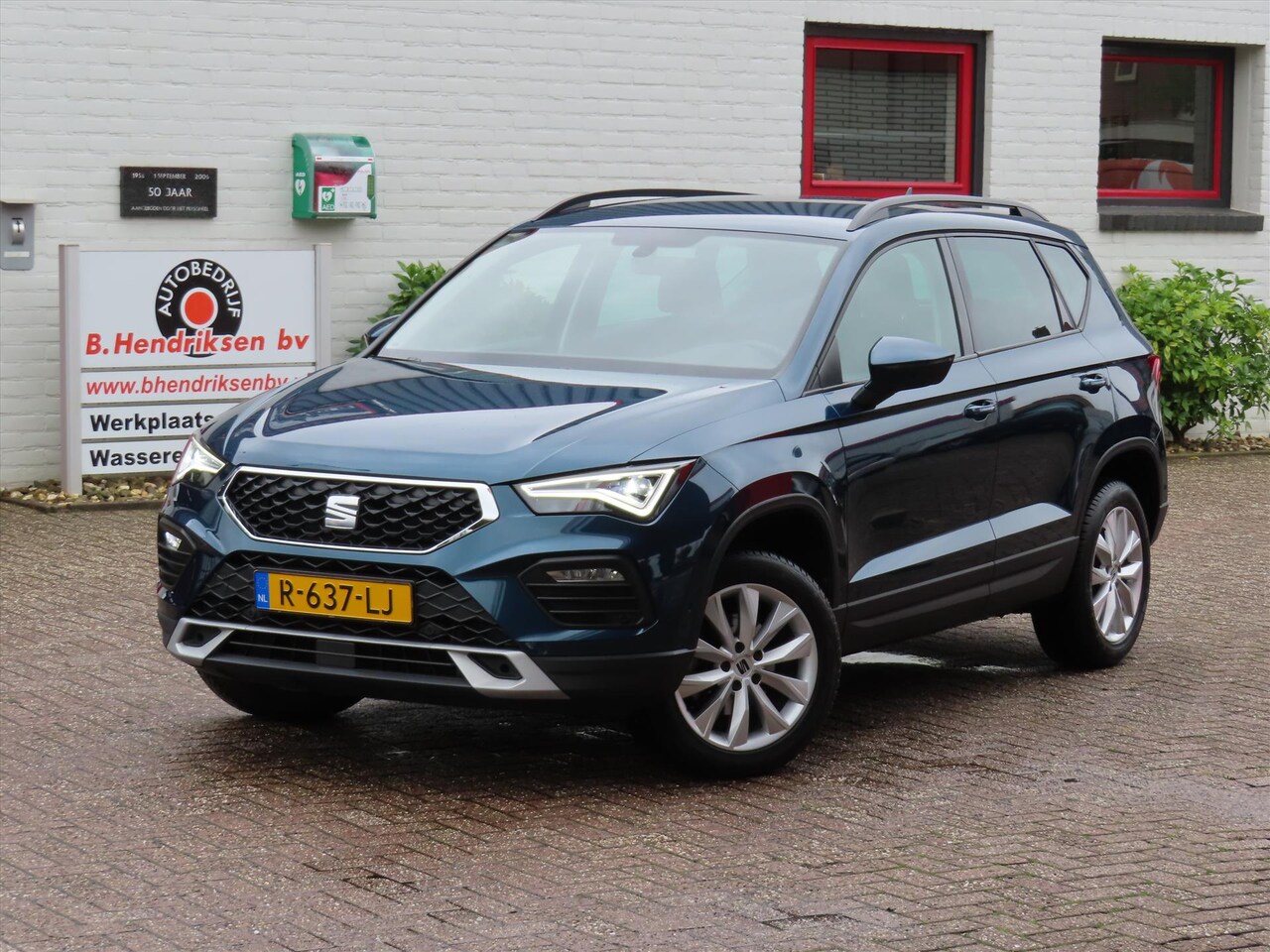 Seat Ateca - 1.5 EcoTSI 150pk Style Business Intense/ Camera achter/ Led koplampen/ Keyless start/ DAB/ - AutoWereld.nl