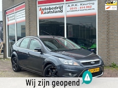 Ford Focus - 2.0 Titanium - Clima - Cruise - Navi