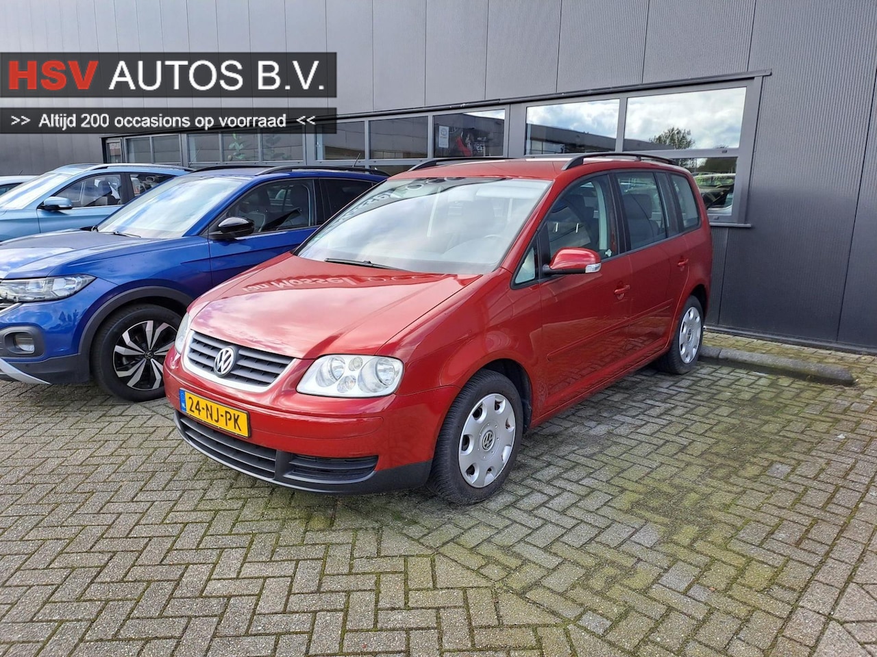 Volkswagen Touran - 1.6-16V FSI Trendline airco (apk 04-2025) - AutoWereld.nl