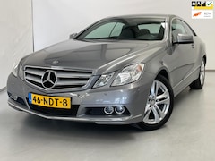 Mercedes-Benz E-klasse Coupé - 200 CGI Avantgarde / NL-auto / Navi / Trekhaak