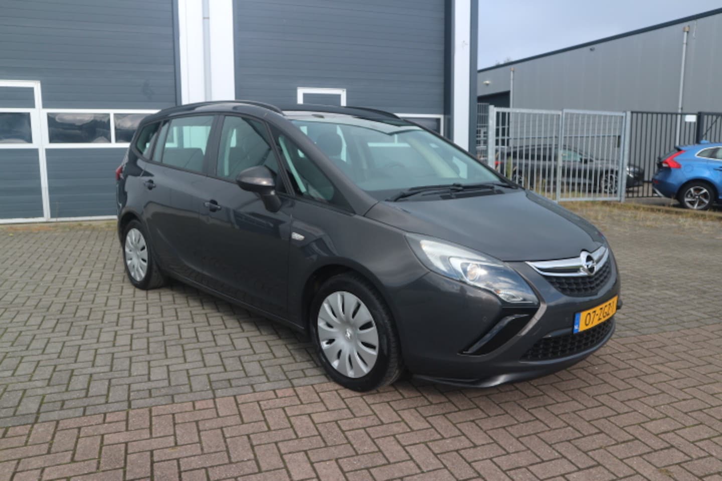 Opel Zafira Tourer - 1.4 Cosmo 7 persoons - AutoWereld.nl