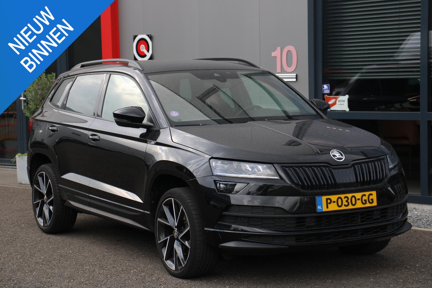 Skoda Karoq - 1.5 TSI ACT Sportline Business 1.5 TSI ACT Sportline Business - AutoWereld.nl