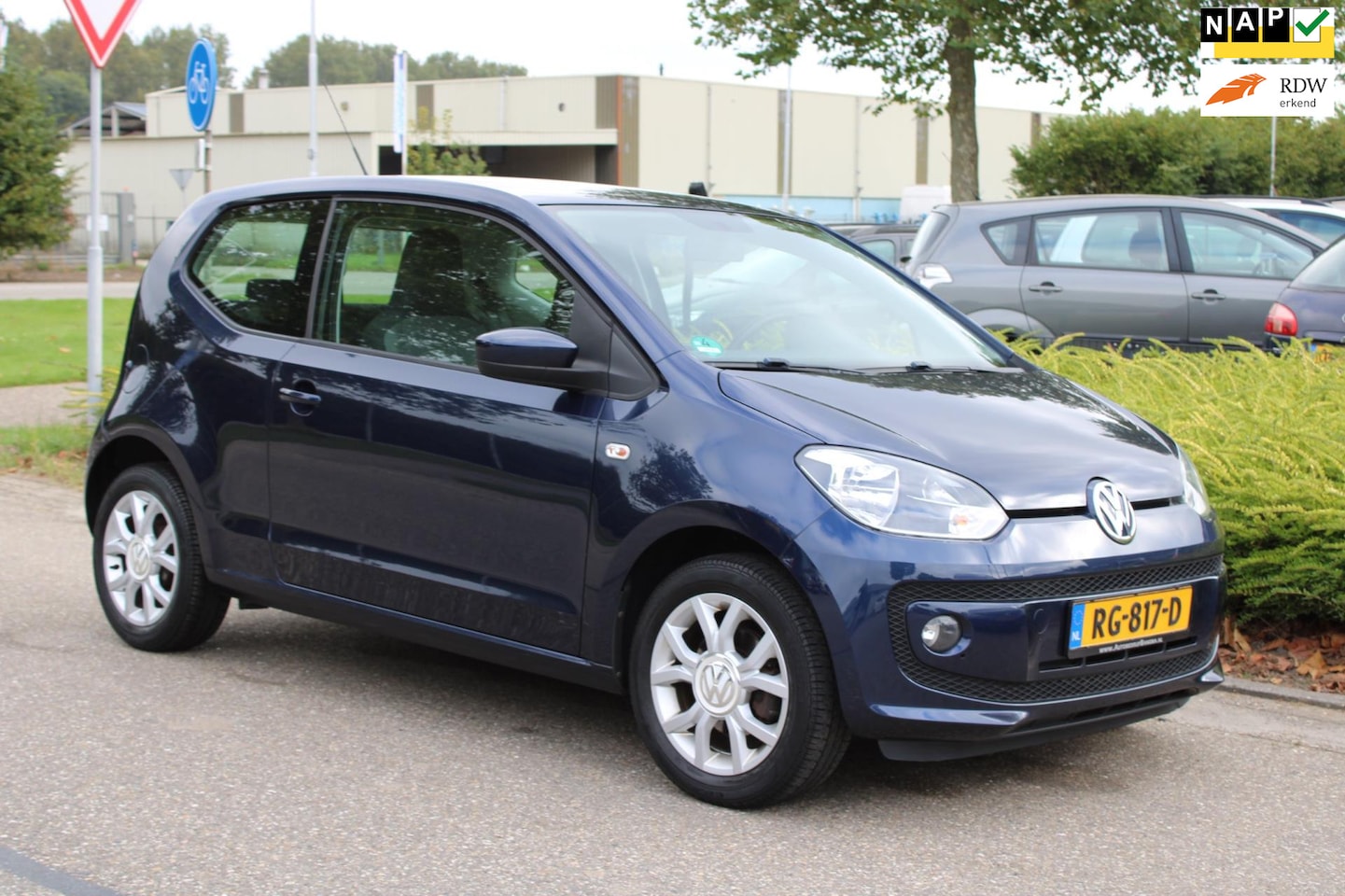 Volkswagen Up! - 1.0i 12v HIGH UP!-uitvoering/AIRCO/STOELVERWARMING/LM-VELGEN/ISOFIX/AUX/nieuwe APK+O.H.beu - AutoWereld.nl