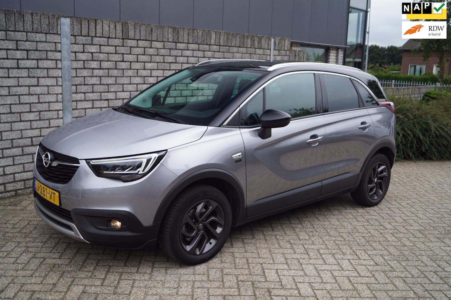 Opel Crossland X - 1.2 Turbo Edition 2020 Autom Navi Camera Clima Stoel/Stuur en Voorruitverw Apple Carplay C - AutoWereld.nl