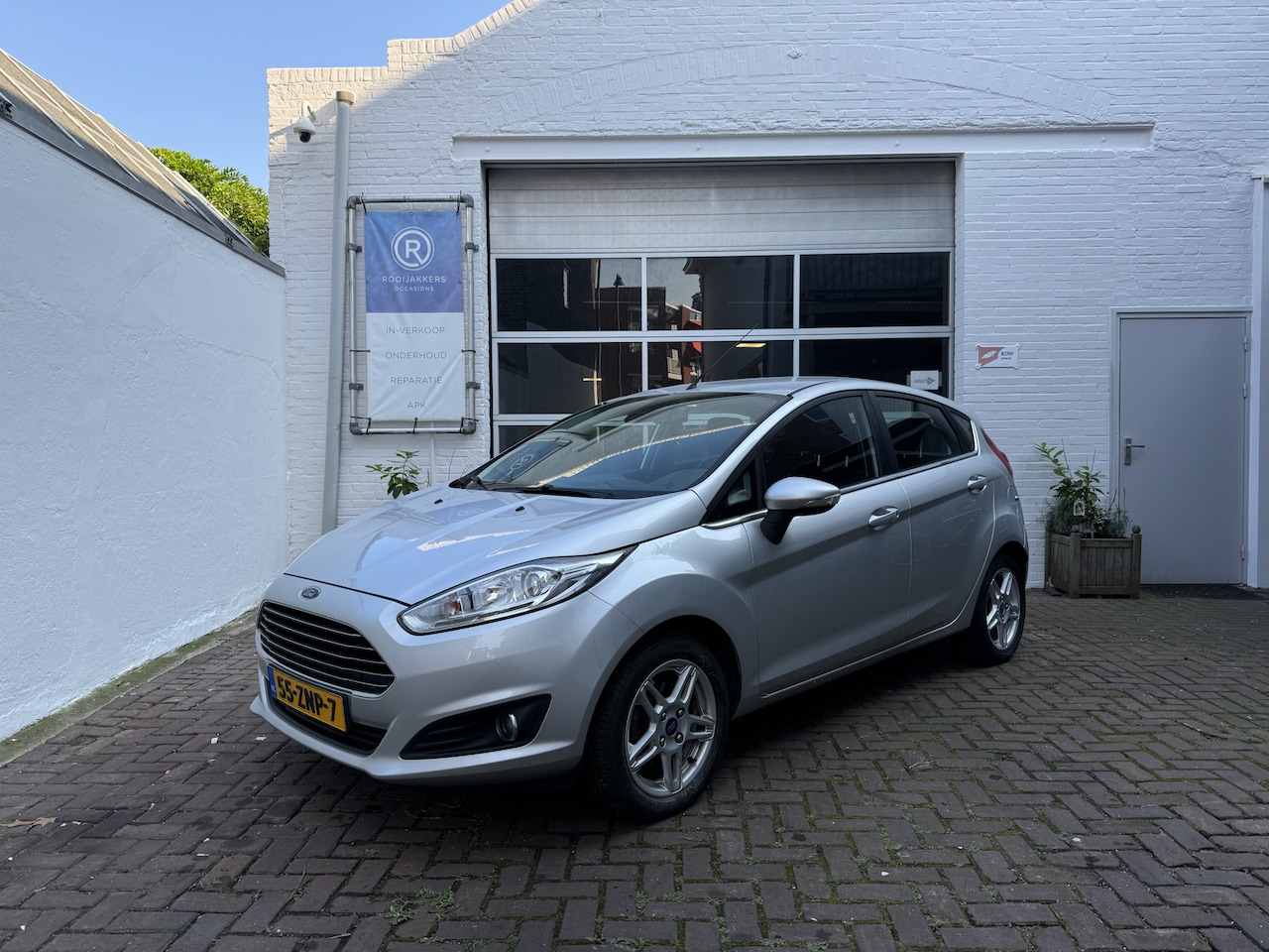 Ford Fiesta - 1.0 EcoBoost Titanium PDC/Cruisecontrol/Clima/LED/Lmvelgen/Mistlampen - AutoWereld.nl