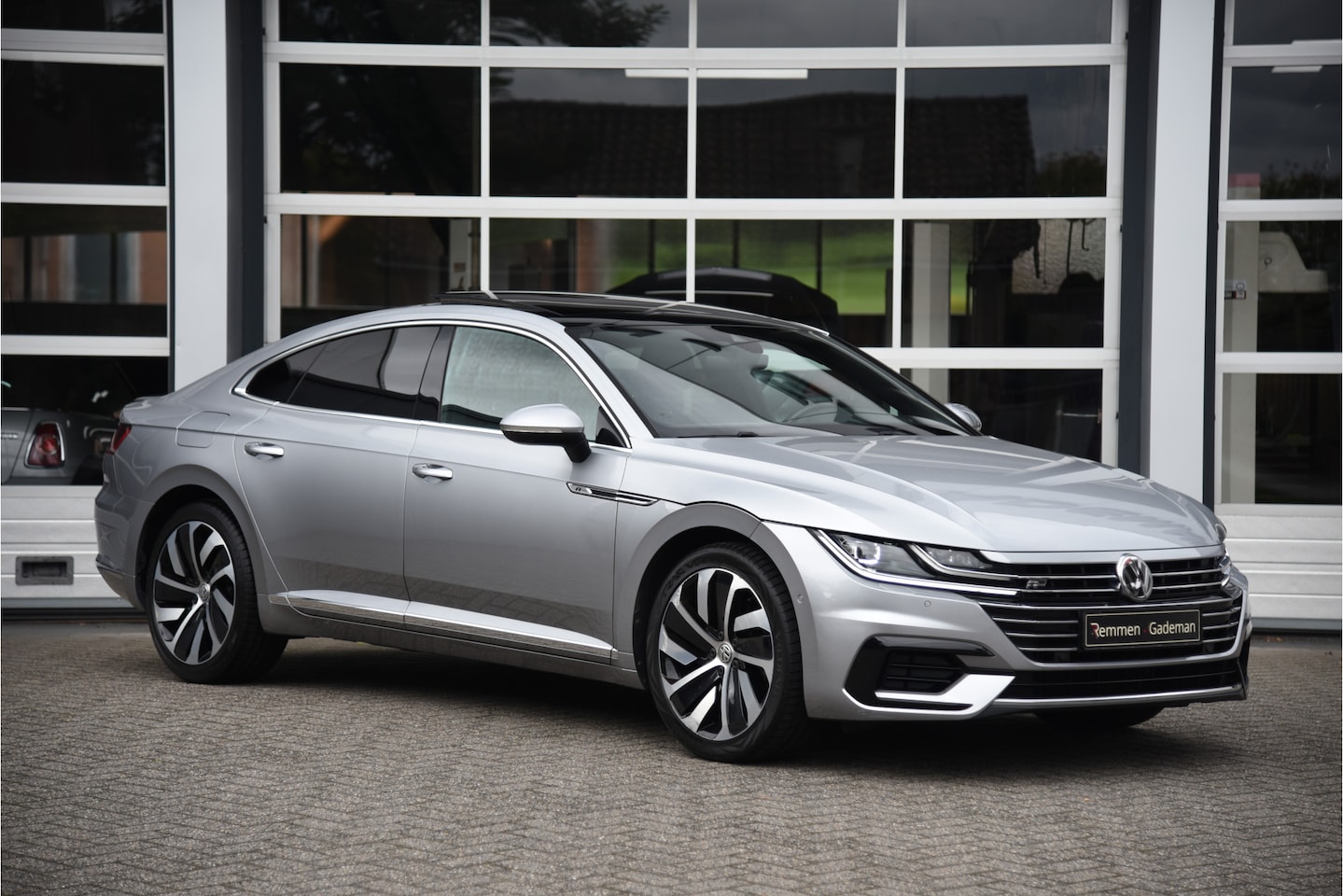 Volkswagen Arteon - 1.5 TSI Business R 1.5 TSI Business R - AutoWereld.nl