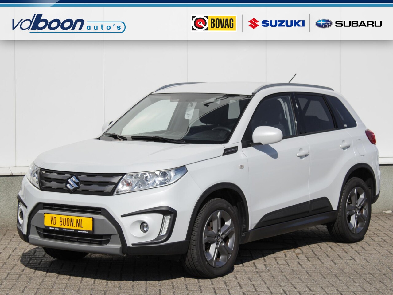 Suzuki Vitara - 1.6 Exclusive | Navi | Clima | Park sens | Camera | Lm-Velgen - AutoWereld.nl