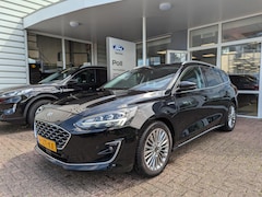 Ford Focus Wagon - EcoBoost Vignale Full Options Leder Trekhaak Ad Cruise Elek Klep Dodehoek Winter Parking p