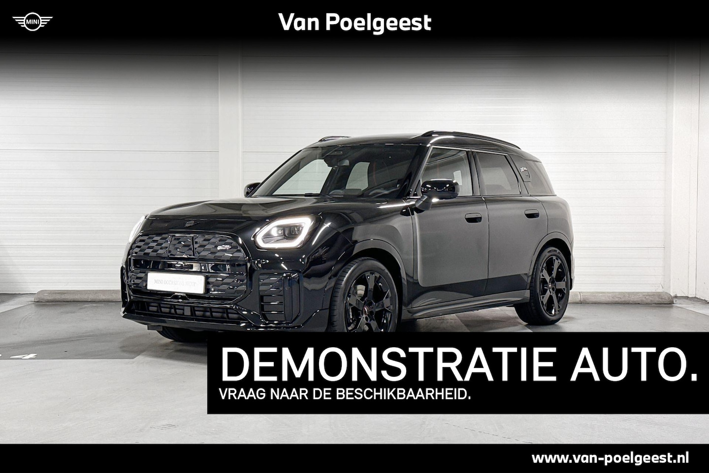 MINI Countryman - SE ALL4 | John Cooper Works | Pakket XL | 19inch zwart | Panoramadak | Trekhaak - AutoWereld.nl