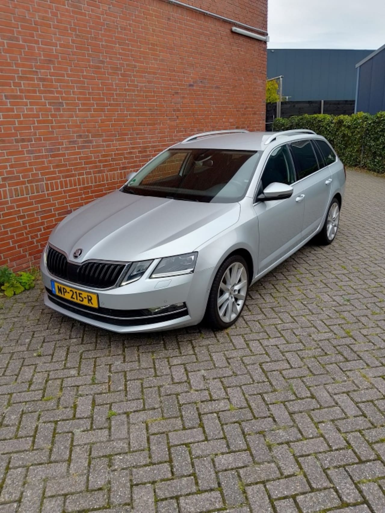 Skoda Octavia Combi - 1.6 TDI Grt Sty. Bns - AutoWereld.nl