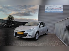 Renault Clio - 1.2 Authentique Nl auto - nap - airco - 5deurs - 129000km