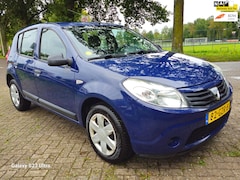 Dacia Sandero - 1.4 Ambiance 1e eigenaar dealer onderhouden unieke km orgeneel nl auto airco