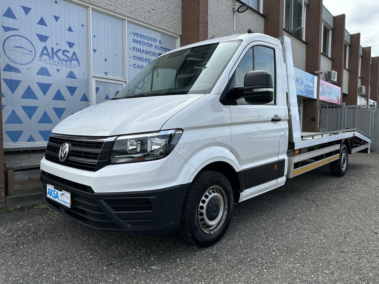 Volkswagen Crafter - Bestel 140pk 35 2.0 TDI L4 Autotransporter/Luchtvering/Bluetooth/Garantie/Airco/ - AutoWereld.nl