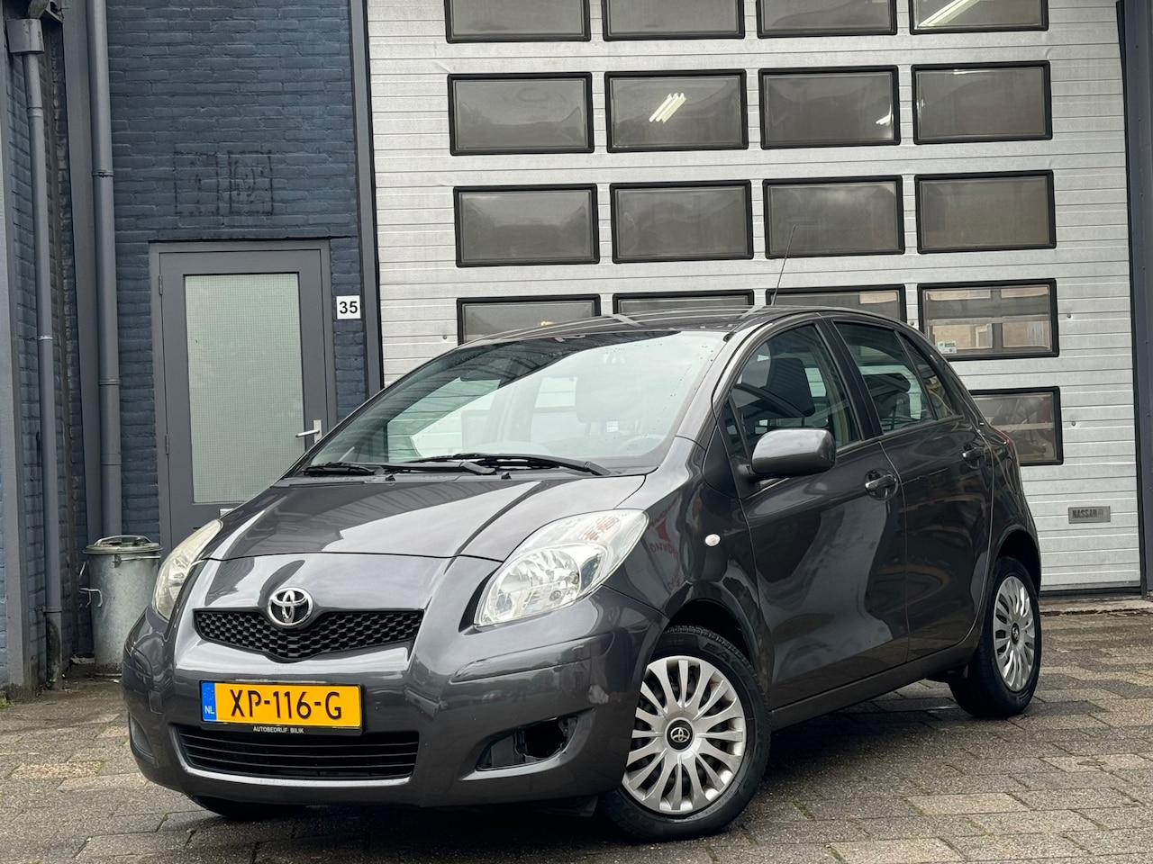 Toyota Yaris - 1.3 VVTi Aspiration | Airco | Automaat | 5-DRS - AutoWereld.nl