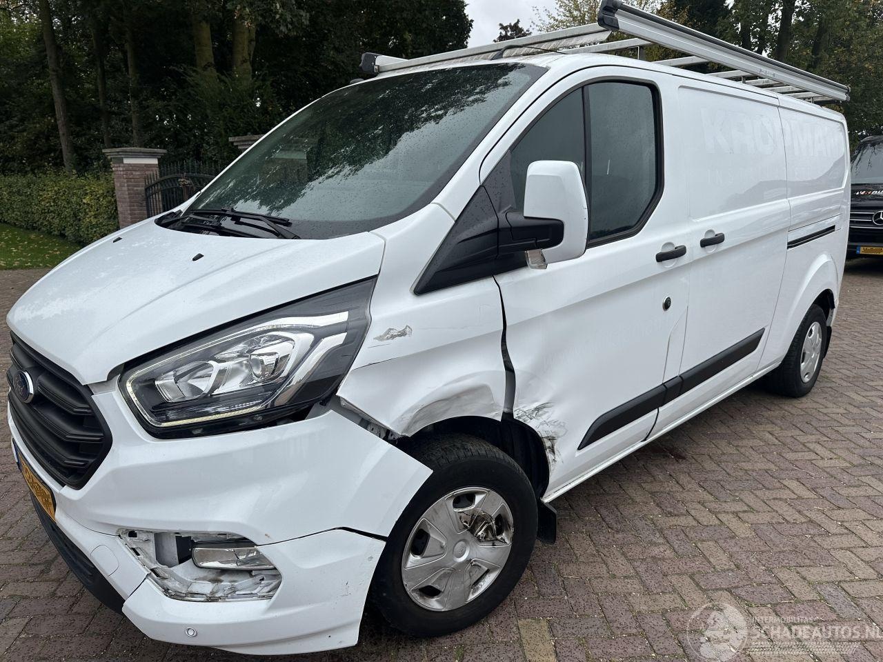 Ford Transit Custom - 2.0 TDCI L2H1 TR 300 - AutoWereld.nl