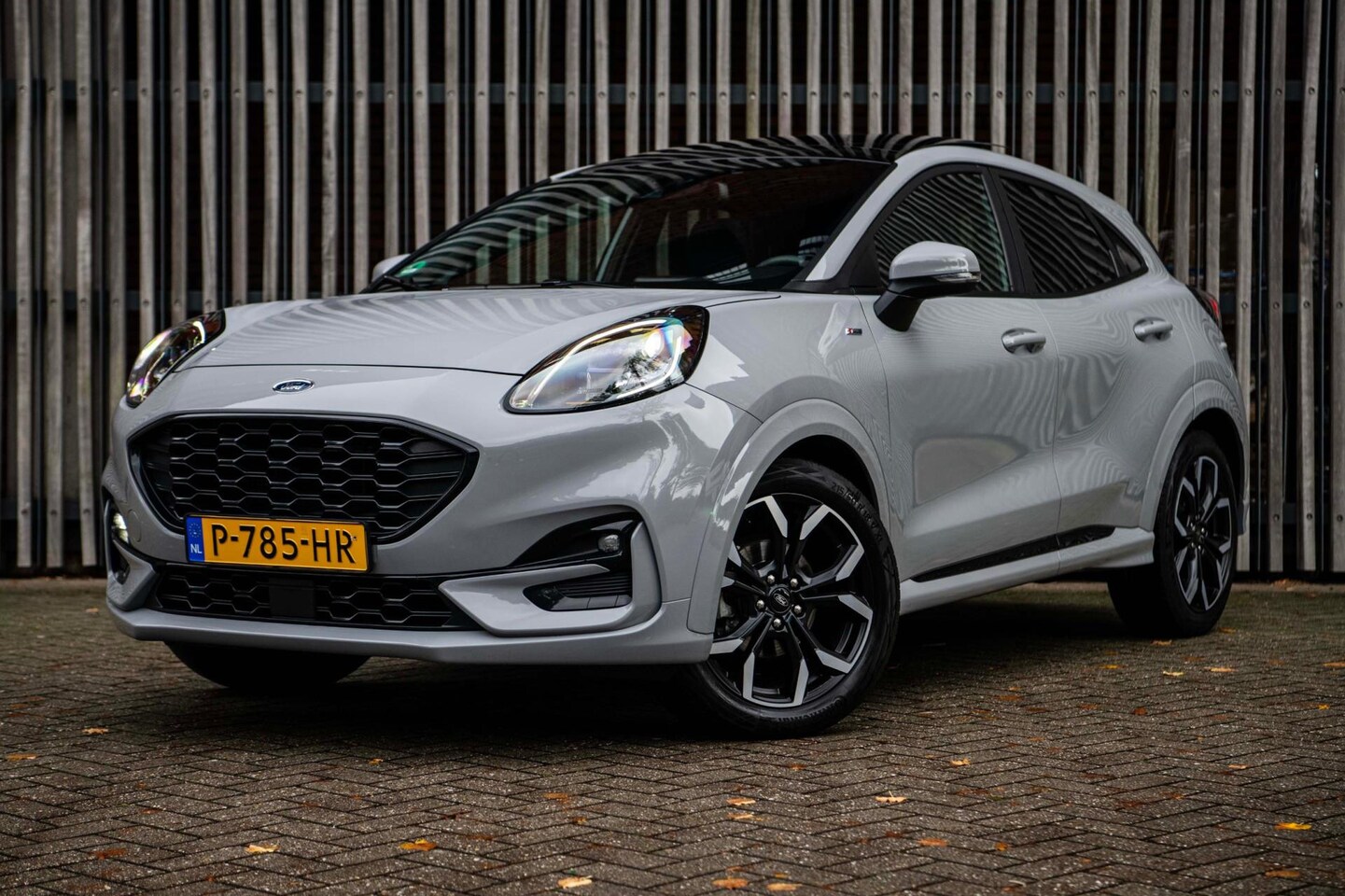 Ford Puma - 1.0 EcoBoost Hybrid ST-Line X 155pk |NL-AUTO| Panorama|Gr.Navi|Trekhaak|Dealer ONDH.|LED| - AutoWereld.nl