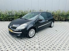 Renault Clio - 2.0-16V Dynamique S/Pano?Leer/Xenon/Cruise