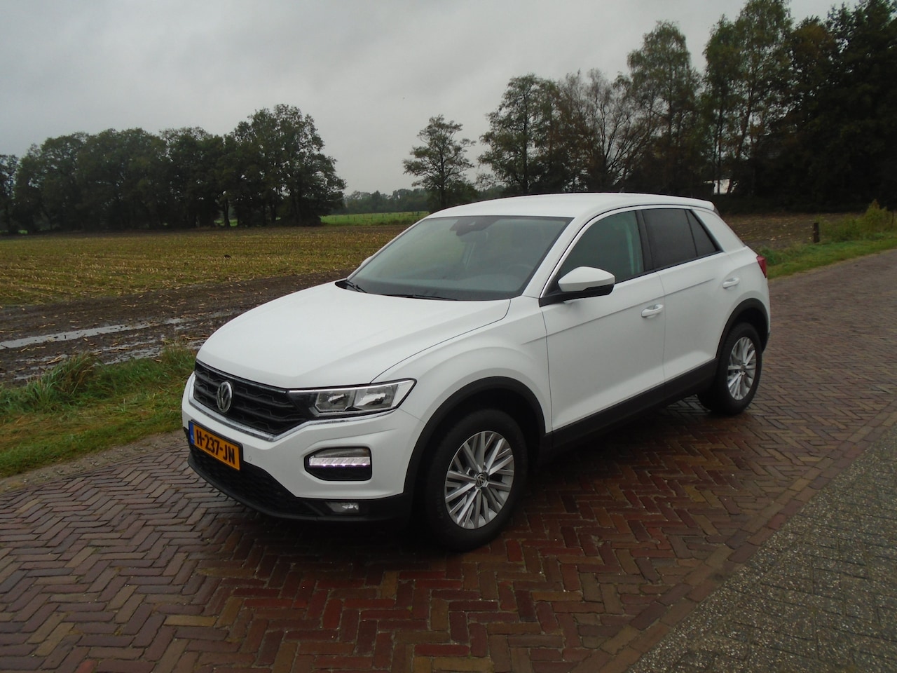 Volkswagen T-Roc - 1.0 TSI Sport NAVI - AutoWereld.nl