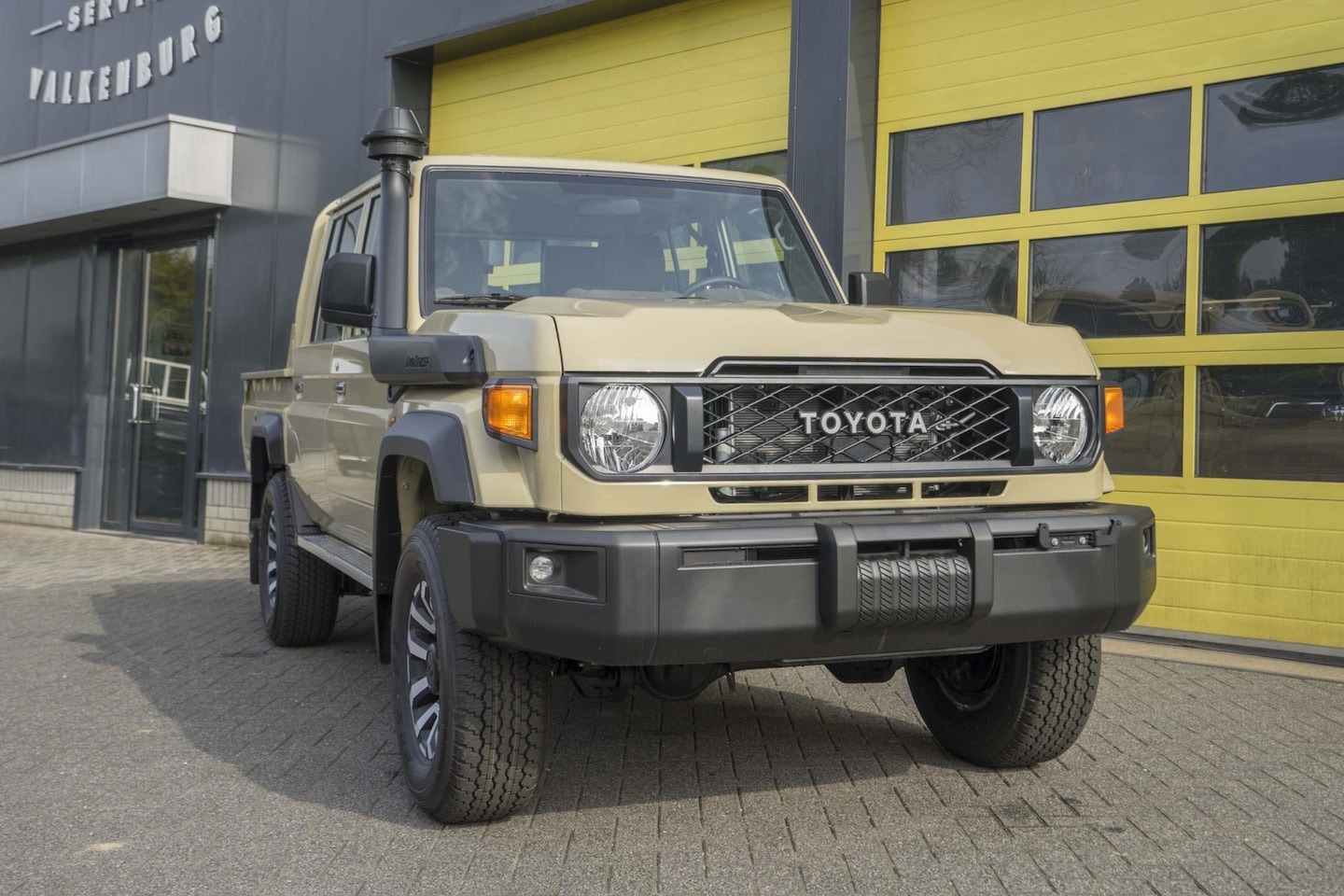 Toyota Land Cruiser - Landcruiser GRJ 79 DC 4.0 V6 EURO-6 A/T - AutoWereld.nl