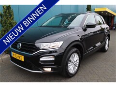 Volkswagen T-Roc - 1.5 TSI 150 PK DSG AUT. Style Executive ECC/NAV/ADAPT.CRUISE/LANE.ASSIST/A.R.CAM/BLUETOOTH