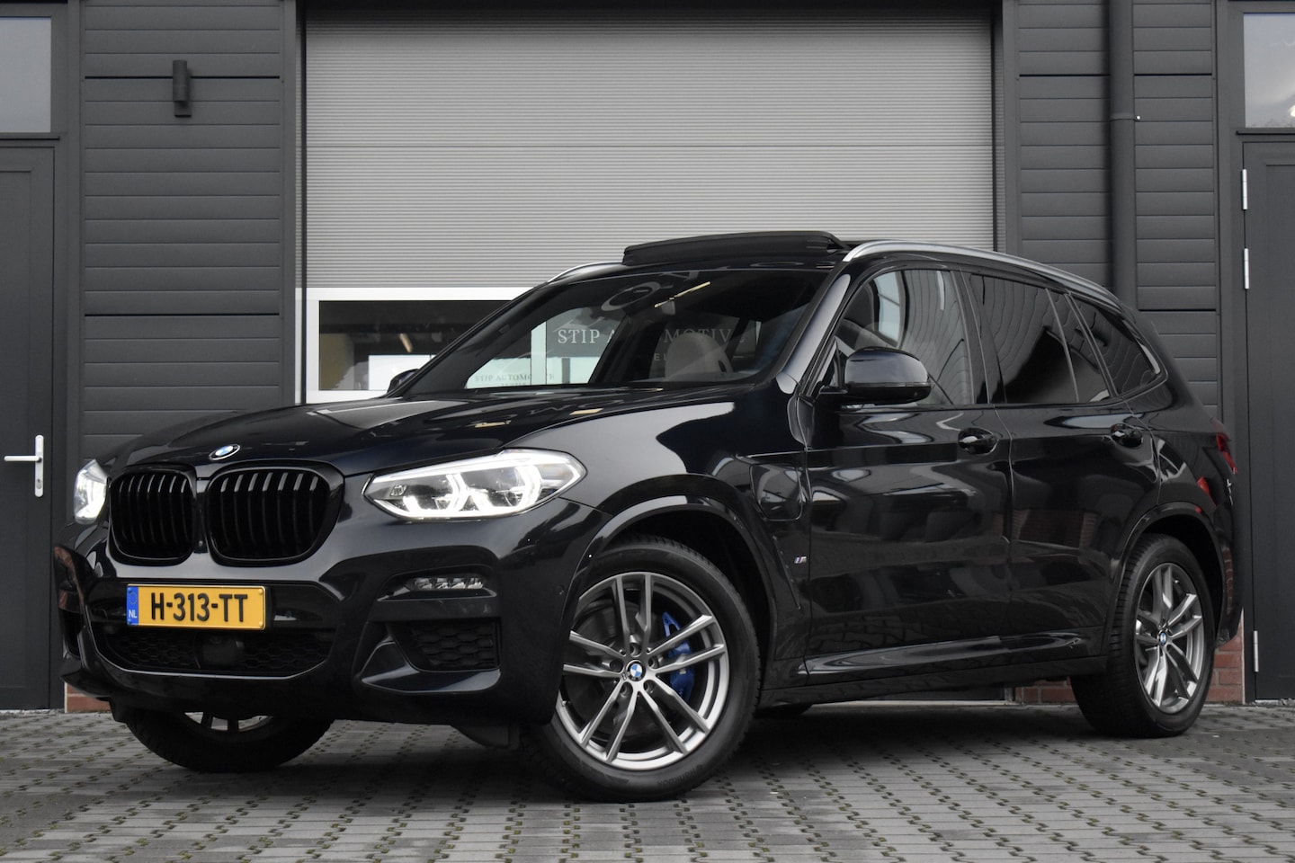 BMW X3 - xDrive30e High Executive M Sport | Panoramadak | CoPilot Pack | 360 Camera | Harman/Kardon - AutoWereld.nl