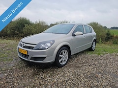 Opel Astra - 1.6 Enjoy