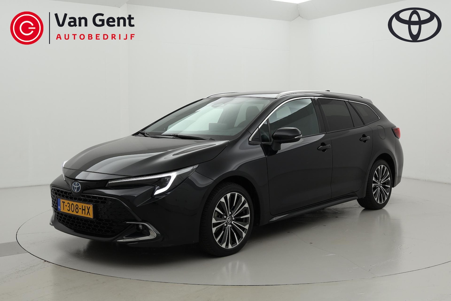 Toyota Corolla Touring Sports - 1.8 Hybrid First Edition Automaat - AutoWereld.nl