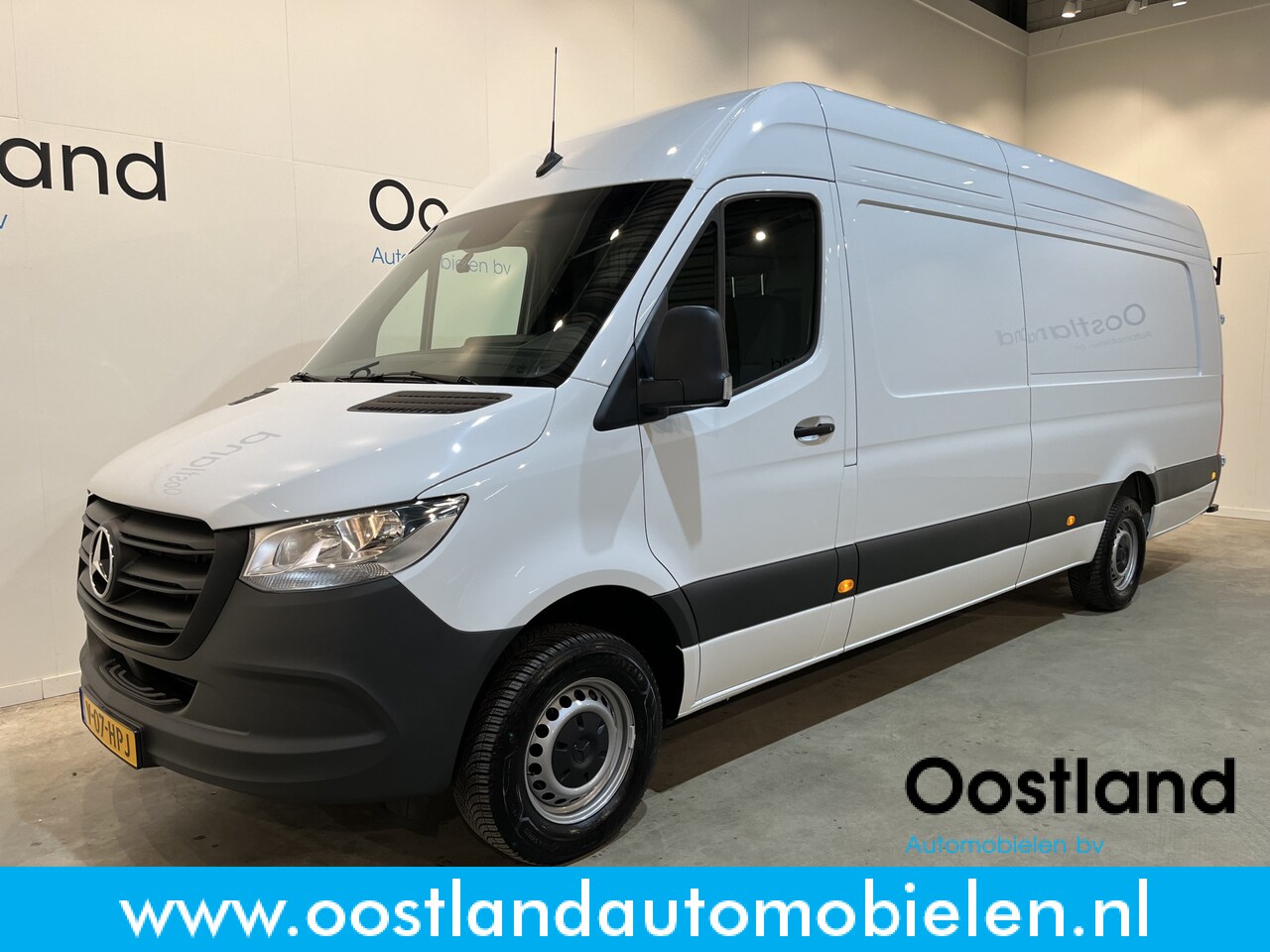 Mercedes-Benz Sprinter - 315 CDI L4H2 / Euro 6 / MBUX / Airco / Cruise Control / Camera / CarPlay / Navigatie / 9.1 - AutoWereld.nl