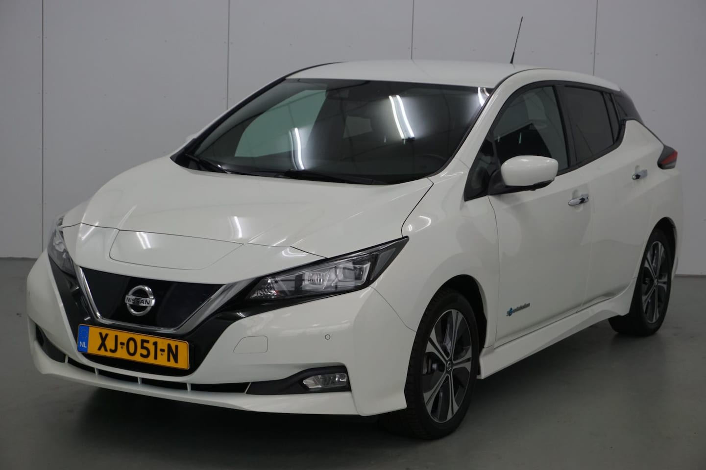 Nissan LEAF - Tekna 40 kWh / Camera / Apple Carplay/ Android Auto / Stoel- /stuurverwarming / Adapt. Cru - AutoWereld.nl