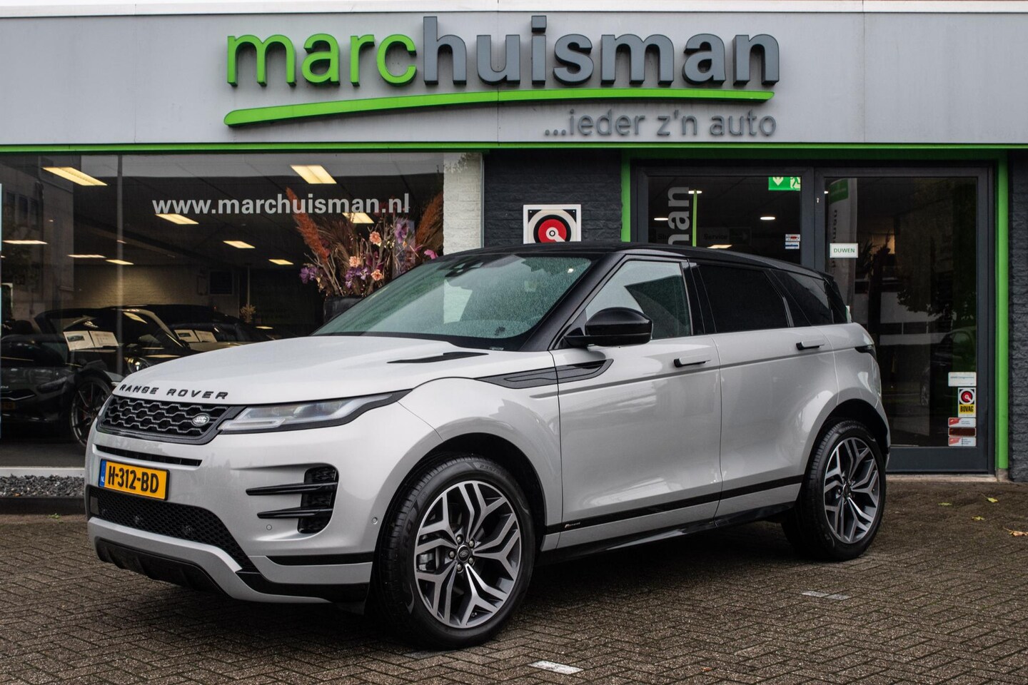 Land Rover Range Rover Evoque - 2.0 P200 AWD R-Dynamic SE / PANODAK / NL AUTO / 1 EIG - AutoWereld.nl