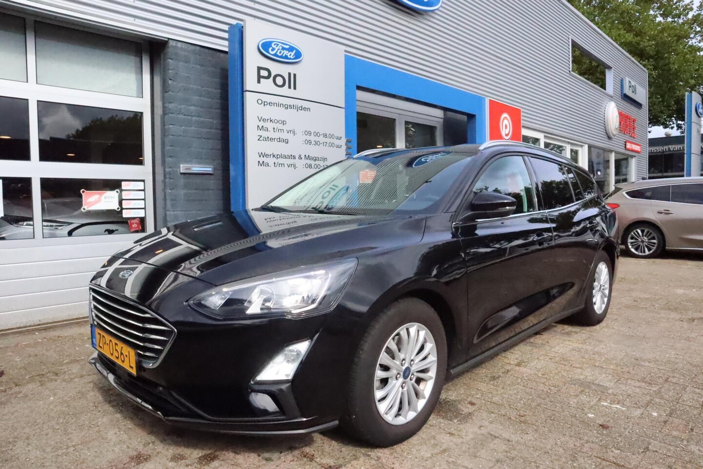 Ford Focus Wagon - 125pk EcoBoost Titanium Navi Climat Privacy Glass Parkeersensoren Wagon Dealeronderhouden - AutoWereld.nl