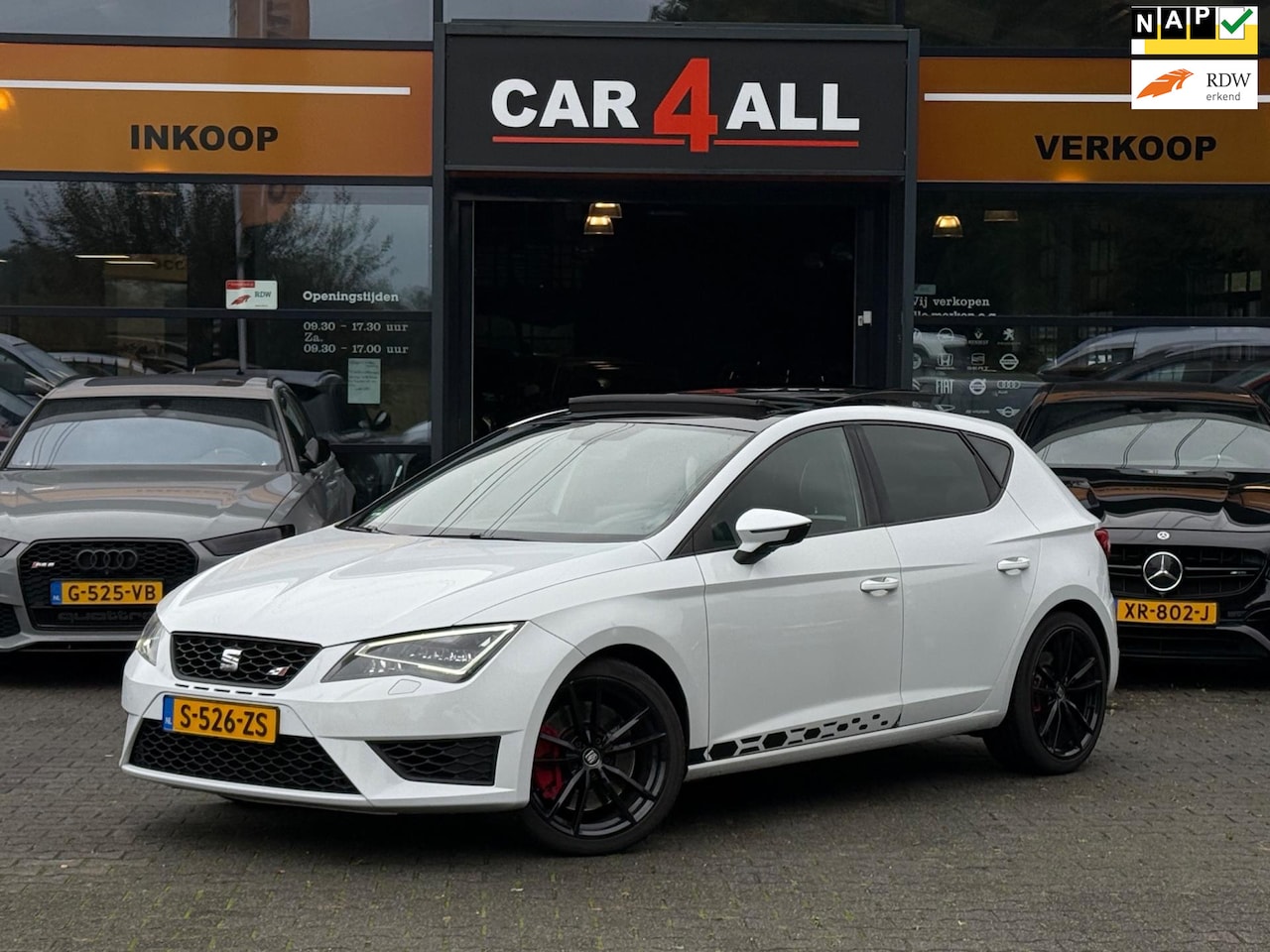 Seat Leon - 2.0 TSI Cupra 280 PANO/PDC/NAVI/SFEER/STLVRM/CLIMA/LEDER,ALCANTARA - AutoWereld.nl