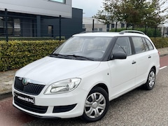 Skoda Fabia Combi - 1.2 TSI Ambition Airco Trekhaak 7-persoons